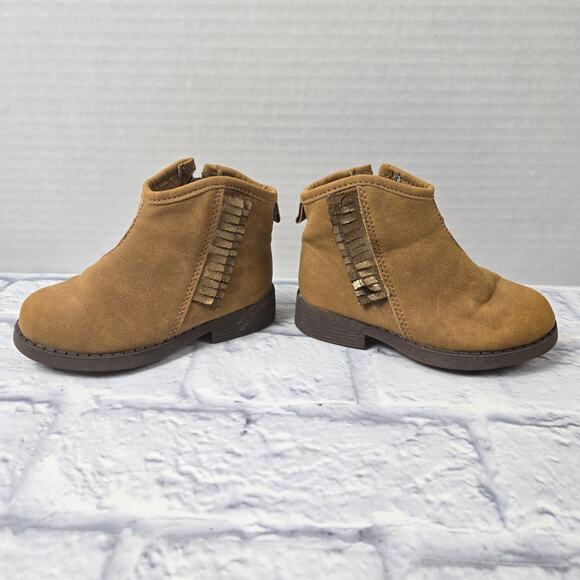 OshKosh B'Gosh Tan Faux Suede Booties Shoes Fringe size 6 Baby Girl's Lug Sole - Picture 1 of 15